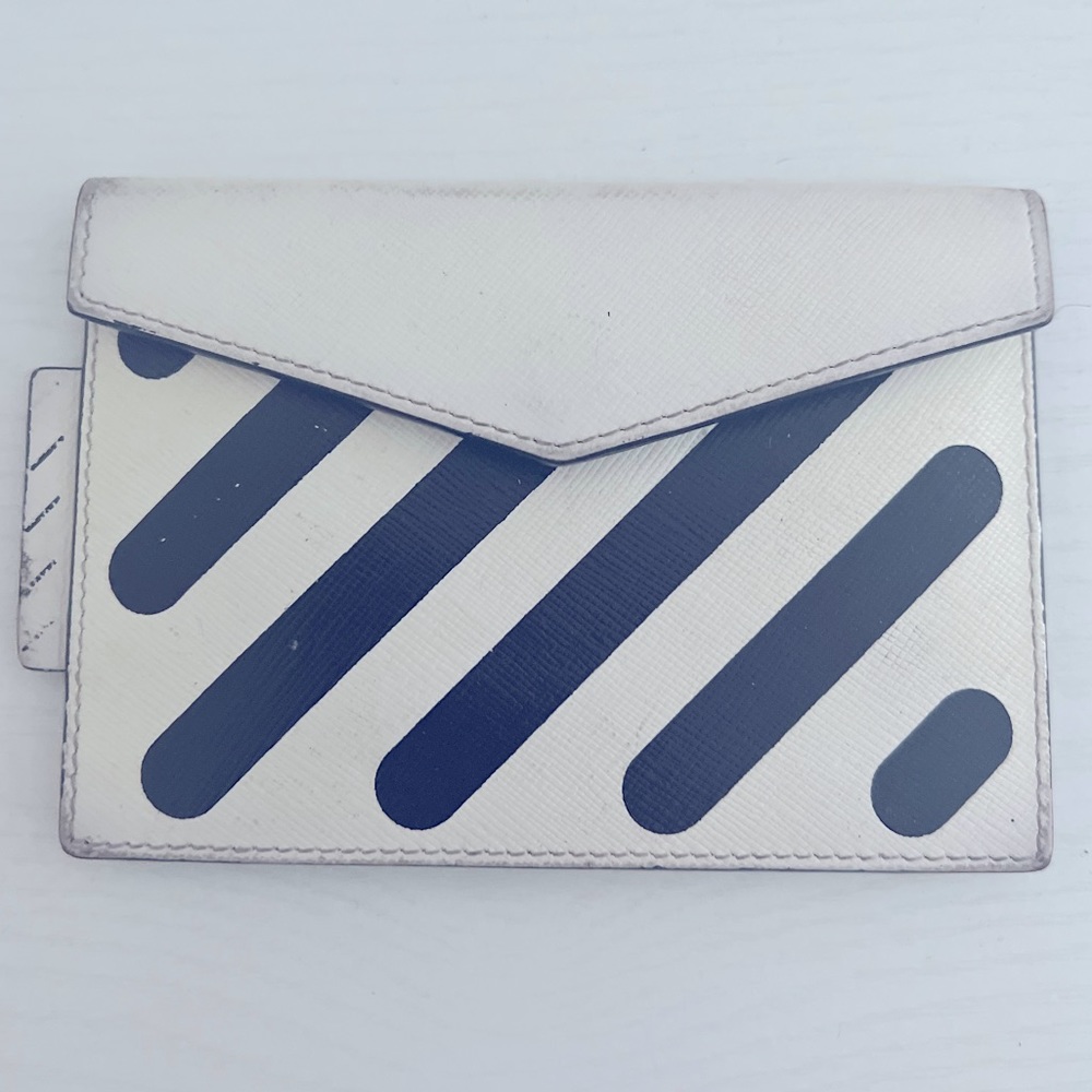 Off-White card holder